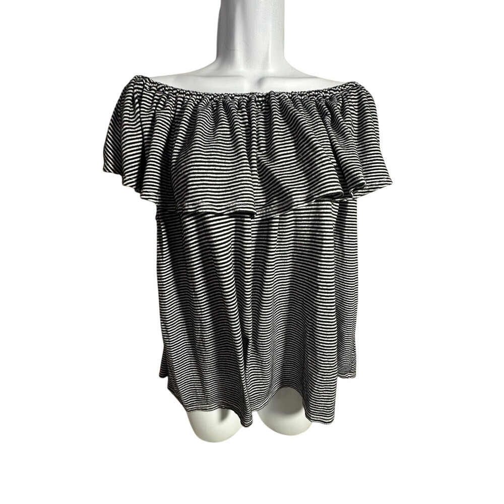 Mossimo Black and White Striped shirt XXL